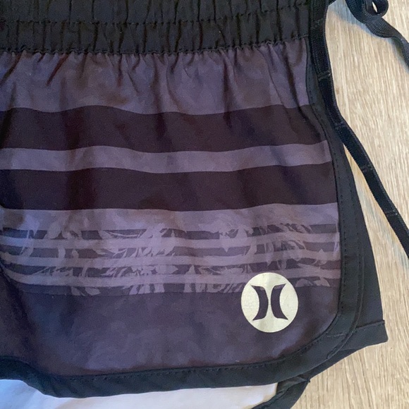 Hurley Boardshorts - Picture 2 of 4